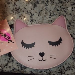 🐈New!!! Cute Betsy Johnson wristlet/coinpurse
